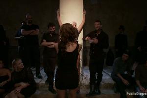 下载kk开心黄色网站